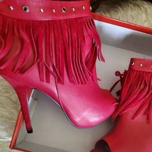 Fringed ankle boot